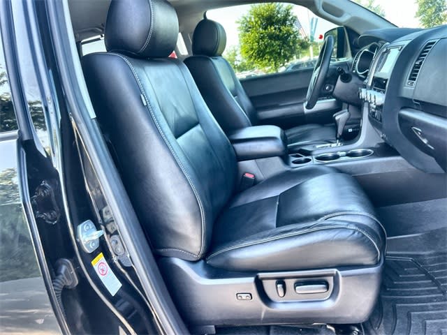 Thumbnail: 2021 Toyota Sequoia - 19