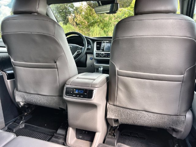 Thumbnail: 2019 Toyota Highlander - 2