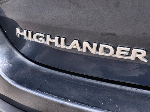 Thumbnail: 2019 Toyota Highlander - 7