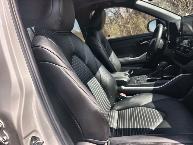 Thumbnail: 2024 Toyota Highlander - 20