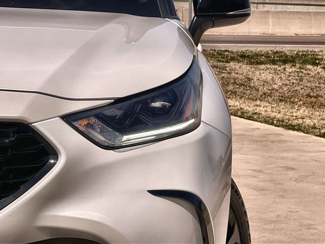 Thumbnail: 2024 Toyota Highlander - 24