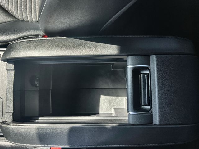 Thumbnail: 2024 Toyota Highlander - 27