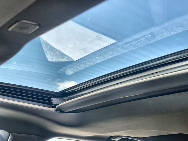 Thumbnail: 2024 Toyota Highlander - 32