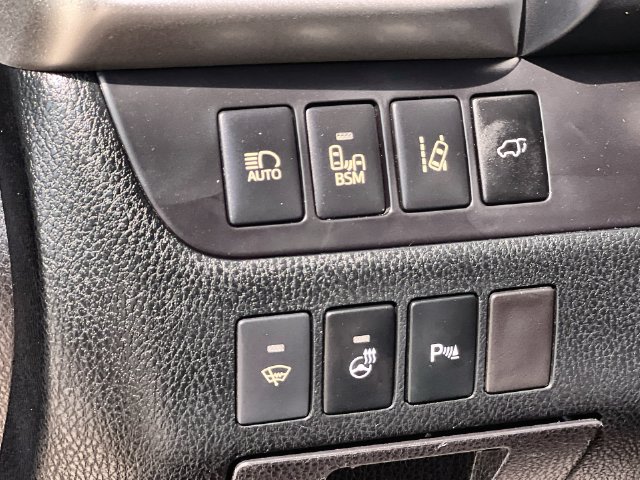 Thumbnail: 2014 Toyota Highlander - 29