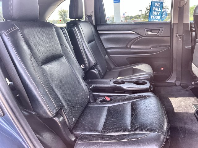 Thumbnail: 2014 Toyota Highlander - 13