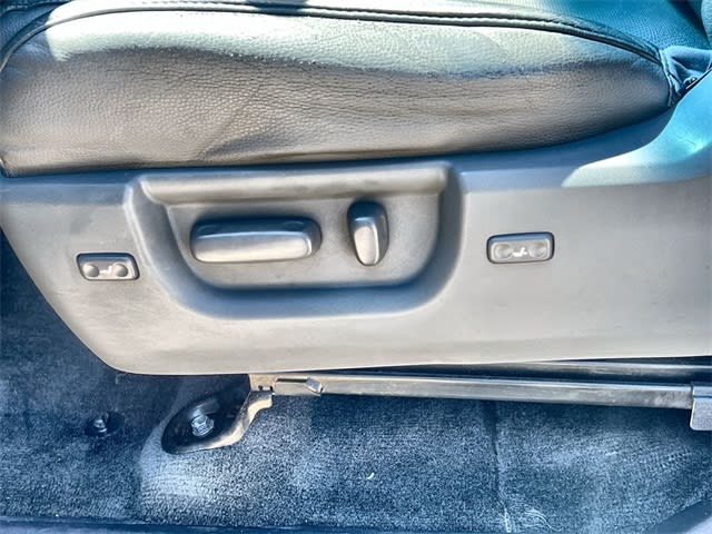 Thumbnail: 2016 Toyota Sequoia - 30