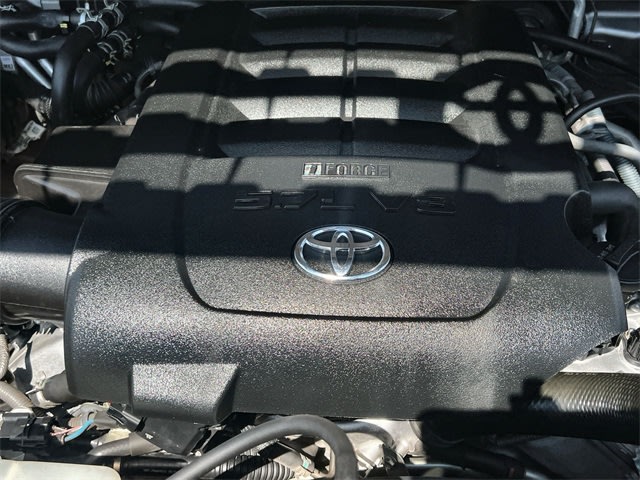 Thumbnail: 2016 Toyota Sequoia - 9