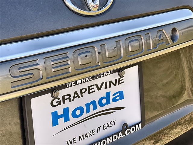 Thumbnail: 2016 Toyota Sequoia - 7