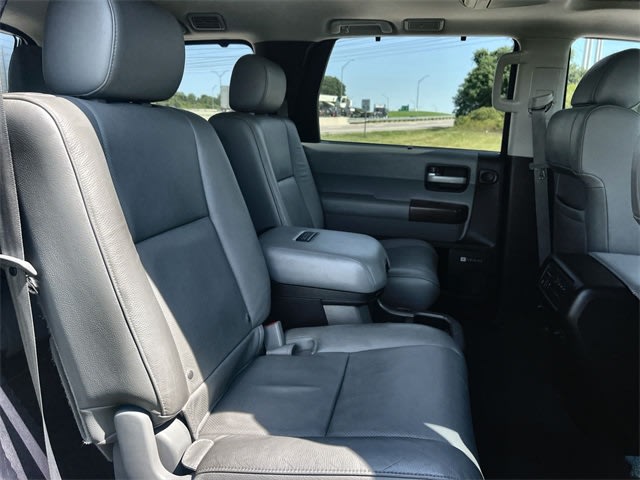 Thumbnail: 2016 Toyota Sequoia - 13