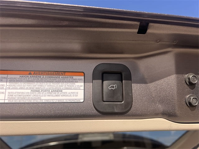 2019 Toyota Sienna XLE 33