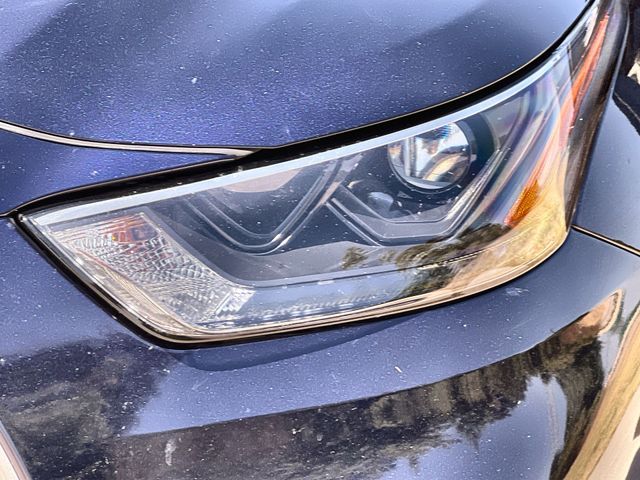 Thumbnail: 2022 Toyota Highlander - 24