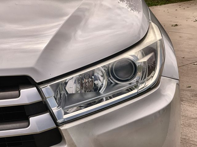 Thumbnail: 2018 Toyota Highlander - 24