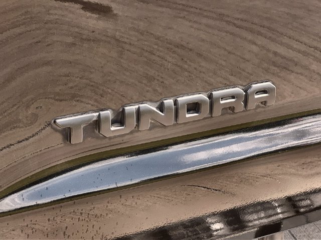Thumbnail: 2018 Toyota Tundra - 7