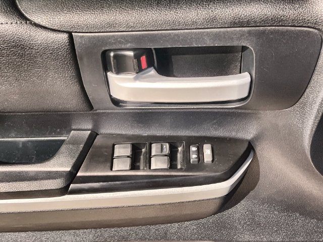 Thumbnail: 2018 Toyota Tundra - 29