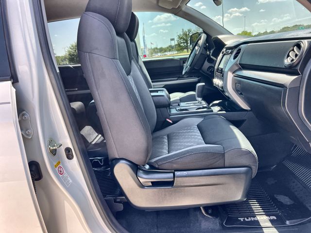 Thumbnail: 2019 Toyota Tundra - 21