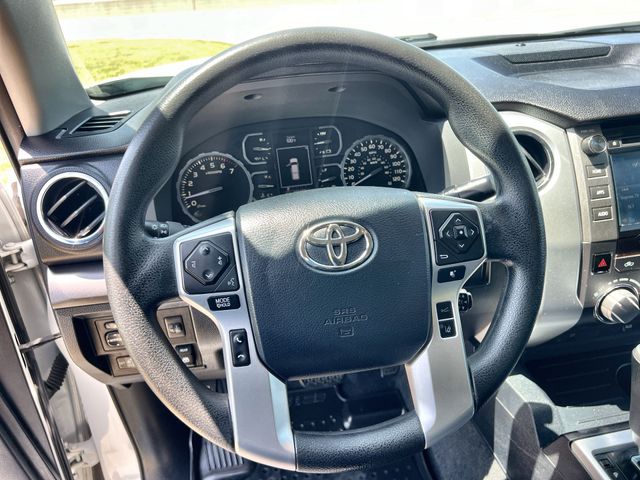 Thumbnail: 2019 Toyota Tundra - 10