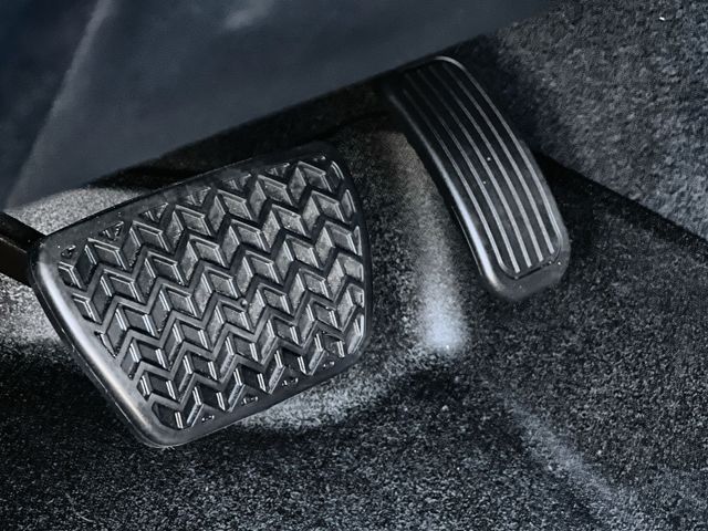 Thumbnail: 2025 Toyota Tundra - 33