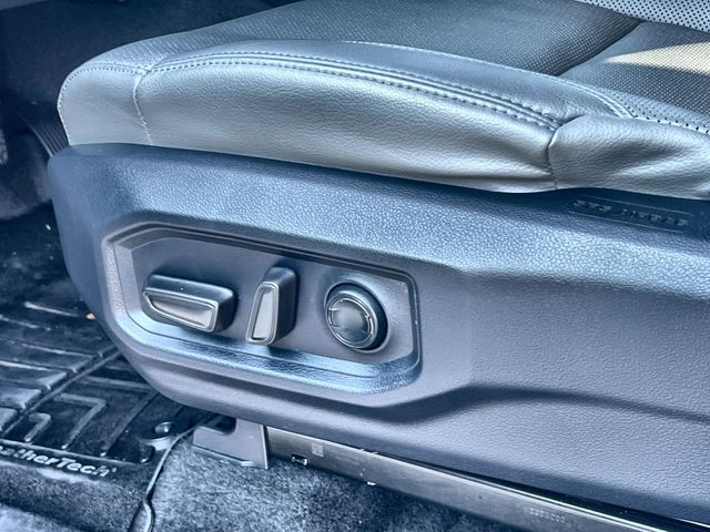 Thumbnail: 2025 Toyota Tundra - 32