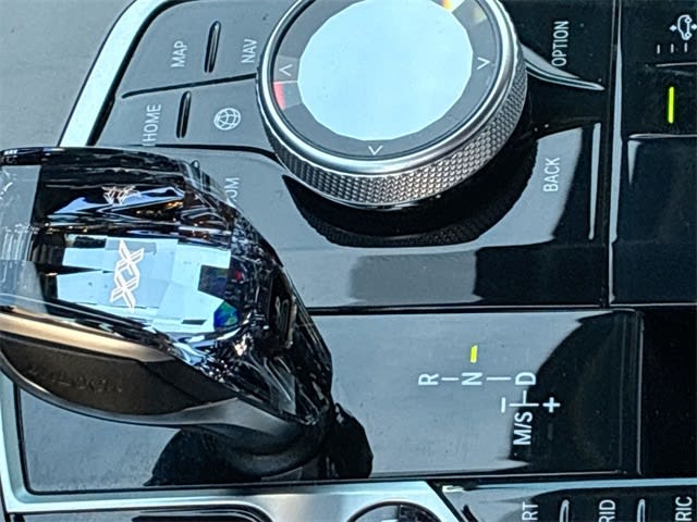 Thumbnail: 2022 BMW X5 - 22