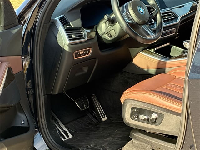 Thumbnail: 2022 BMW X5 - 12