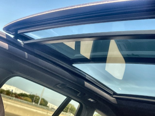 Thumbnail: 2021 BMW X3 - 31