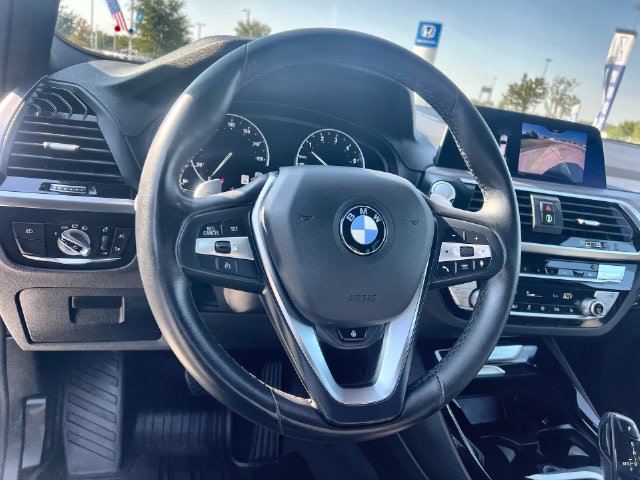 Thumbnail: 2021 BMW X3 - 10