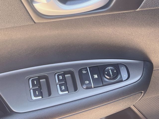 Thumbnail: 2019 Kia Optima - 30