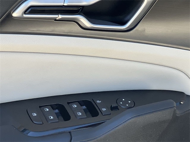 Thumbnail: 2023 Kia Sportage - 30