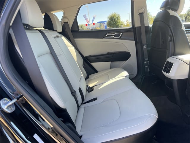 Thumbnail: 2023 Kia Sportage - 13