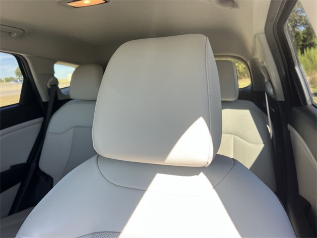 Thumbnail: 2023 Kia Sportage - 25