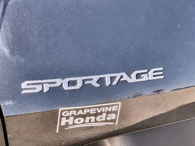 Thumbnail: 2023 Kia Sportage - 7