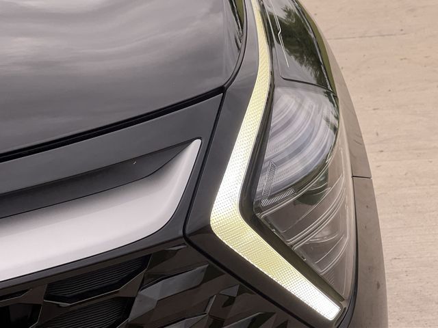 Thumbnail: 2025 Kia Sportage - 24