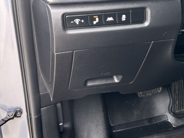 Thumbnail: 2022 Kia Telluride - 29