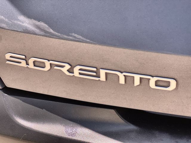 Thumbnail: 2023 Kia Sorento - 7
