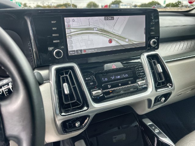 Thumbnail: 2022 Kia Sorento - 15