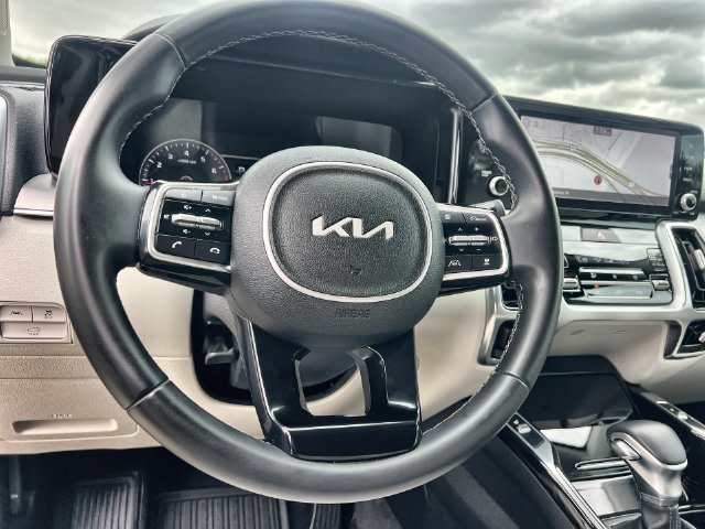 Thumbnail: 2022 Kia Sorento - 14