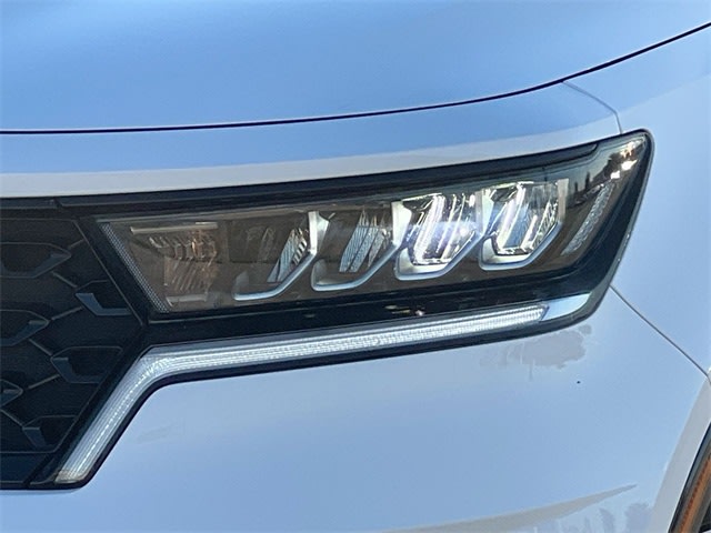 Thumbnail: 2023 Kia Sorento - 24
