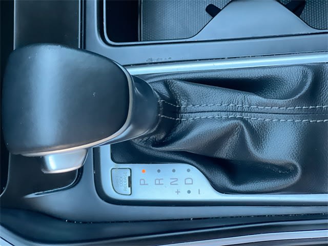 Thumbnail: 2023 Kia Sorento - 15