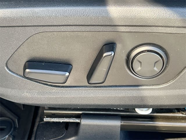 Thumbnail: 2023 Kia Sorento - 31