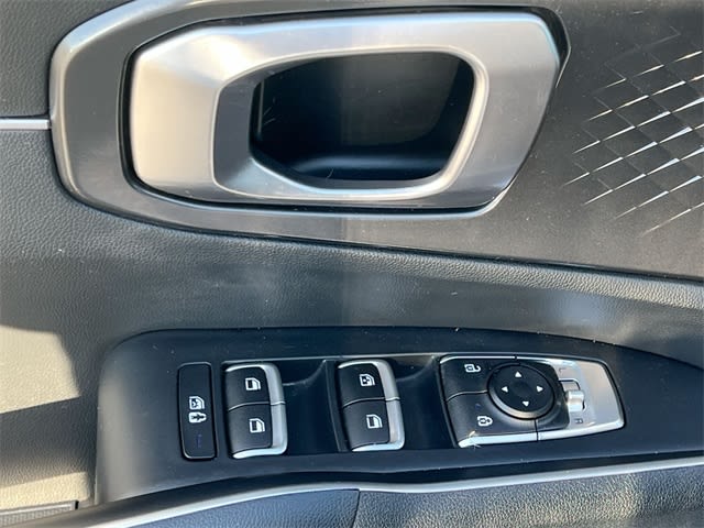 Thumbnail: 2023 Kia Sorento - 30