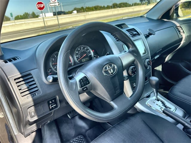 Thumbnail: 2012 Toyota Corolla - 2