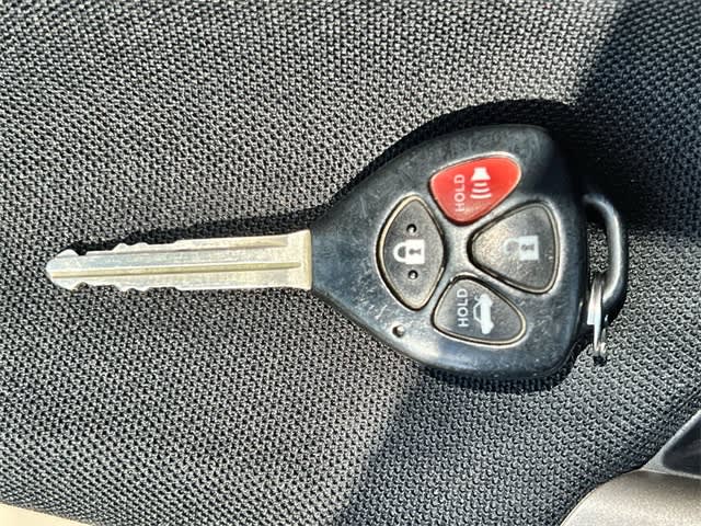 Thumbnail: 2012 Toyota Corolla - 18