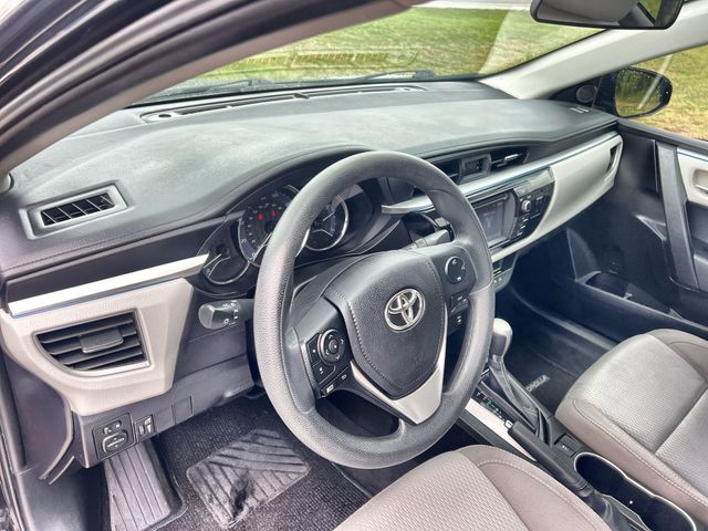 Thumbnail: 2016 Toyota Corolla - 2