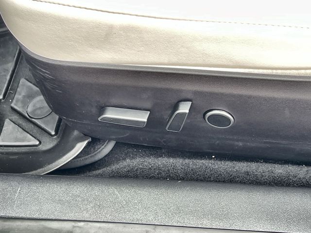 Thumbnail: 2022 Tesla Model 3 - 31