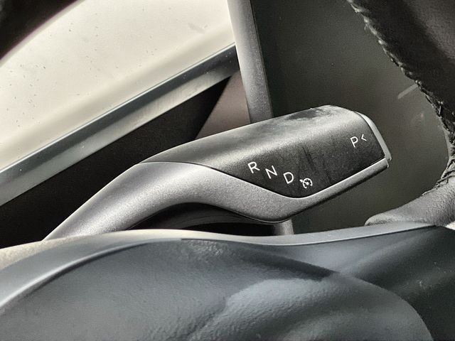 Thumbnail: 2022 Tesla Model 3 - 16
