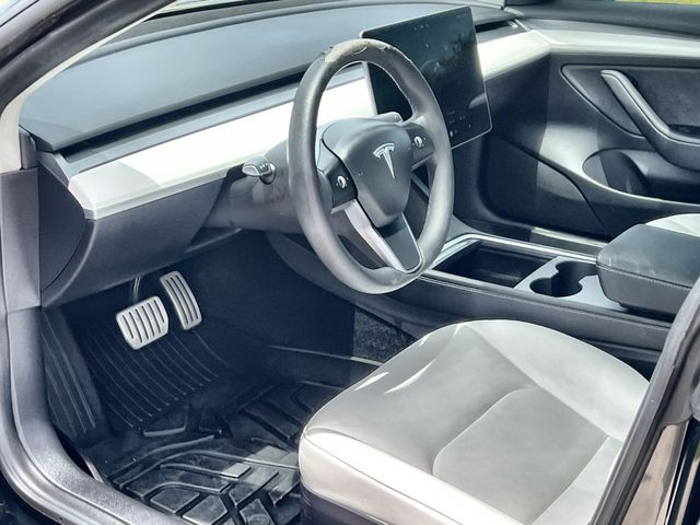 Thumbnail: 2022 Tesla Model 3 - 10