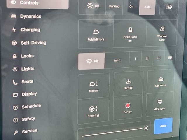 Thumbnail: 2022 Tesla Model 3 - 29