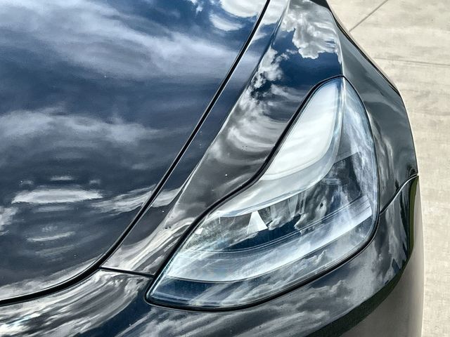 Thumbnail: 2022 Tesla Model 3 - 24