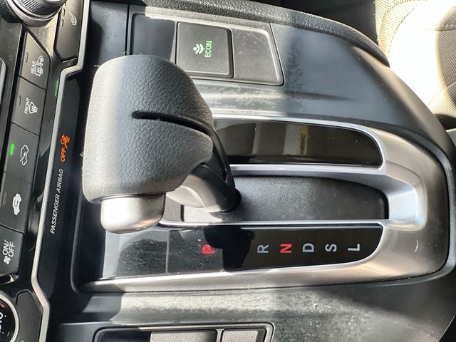 Thumbnail: 2017 Honda CR-V - 16