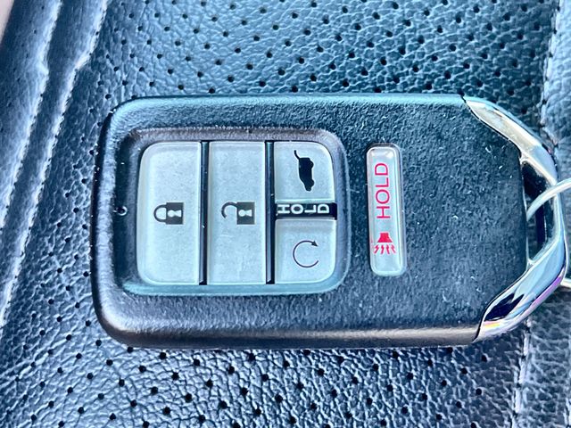Thumbnail: 2019 Honda CR-V - 17